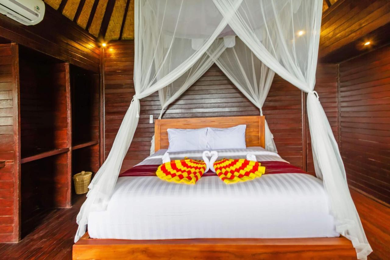 Pula Huts Lembongan Hotel Ceningan Island Bagian luar foto