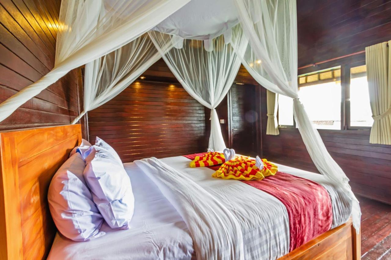 Pula Huts Lembongan Hotel Ceningan Island Bagian luar foto