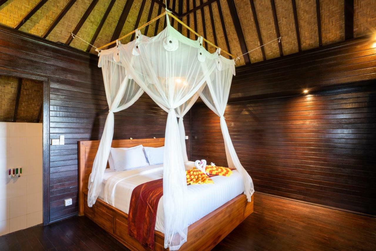 Pula Huts Lembongan Hotel Ceningan Island Bagian luar foto