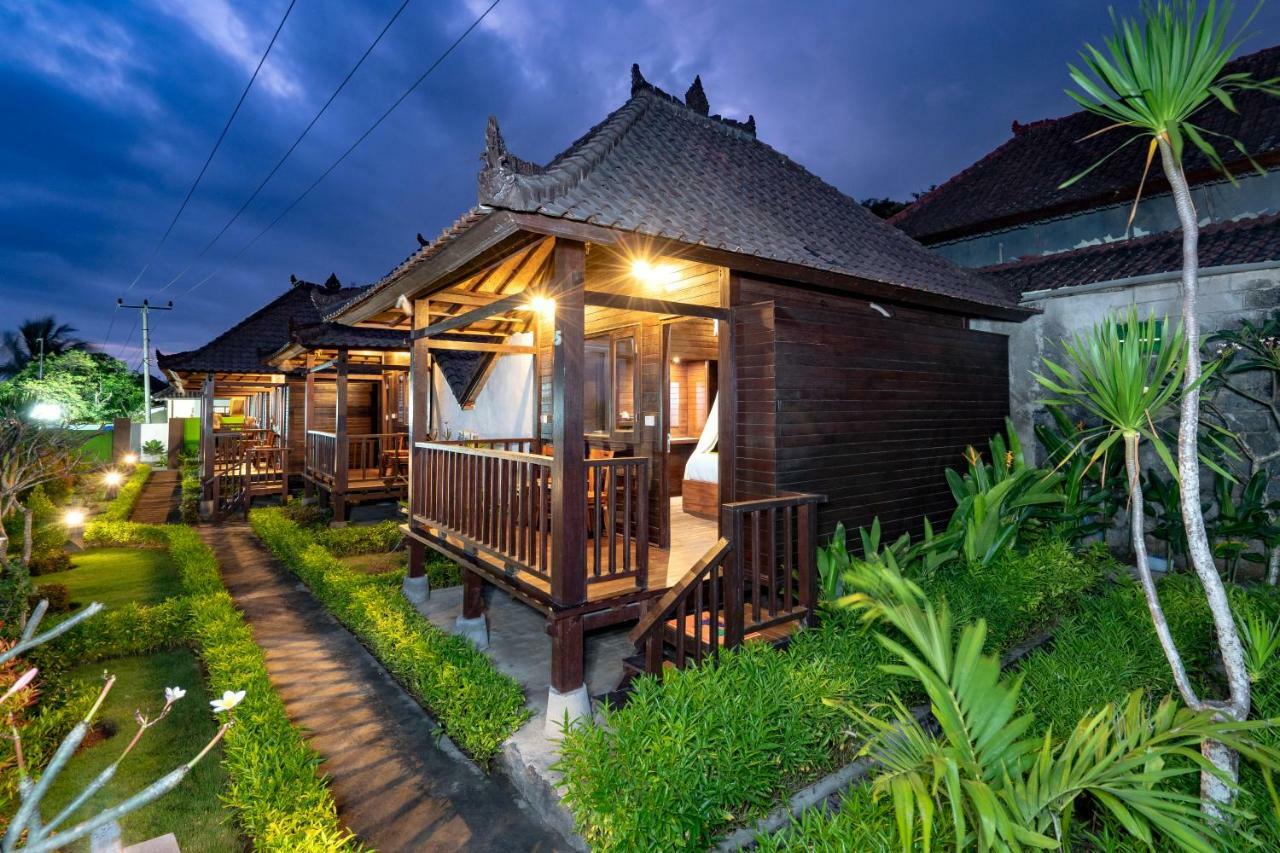 Pula Huts Lembongan Hotel Ceningan Island Bagian luar foto