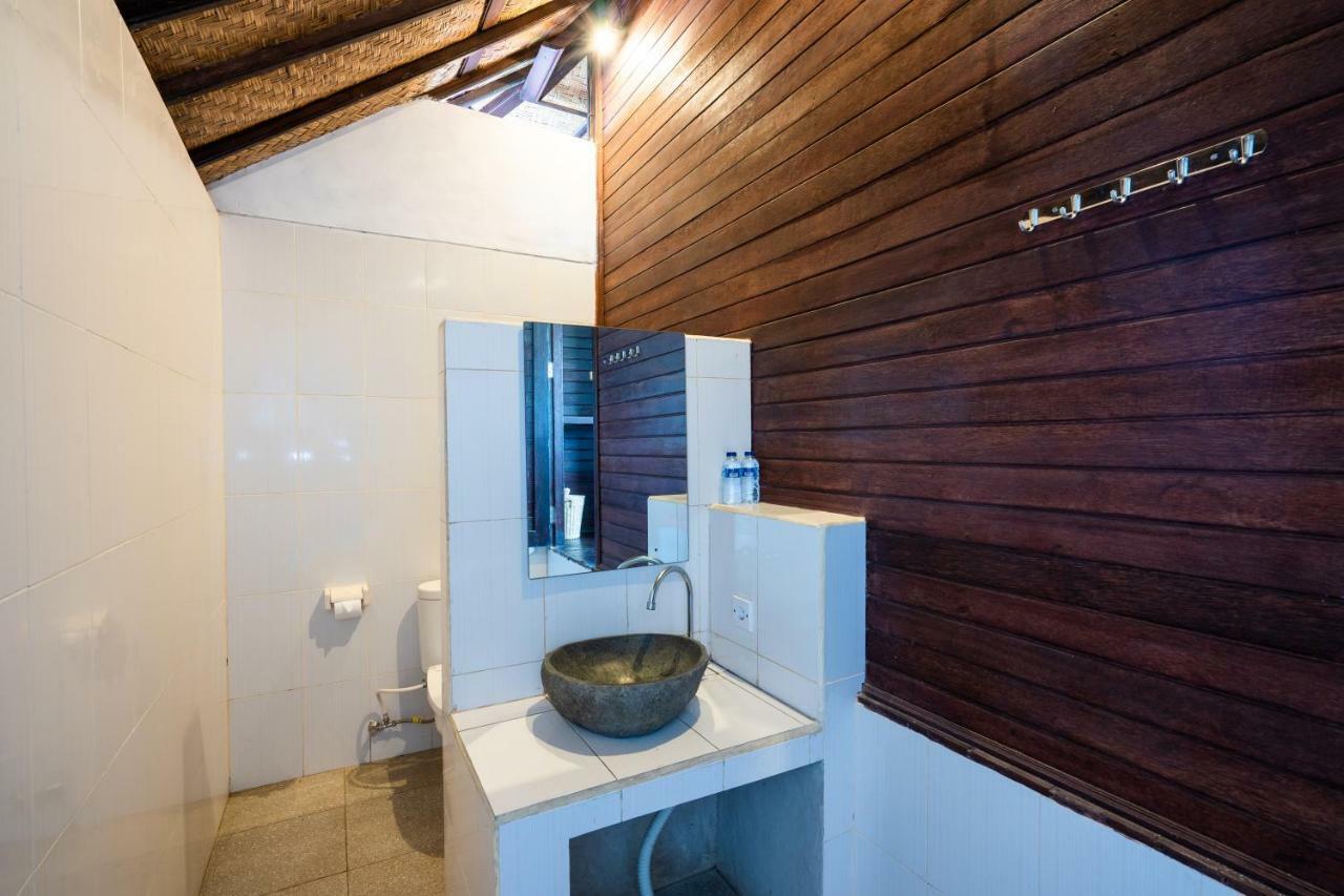 Pula Huts Lembongan Hotel Ceningan Island Bagian luar foto